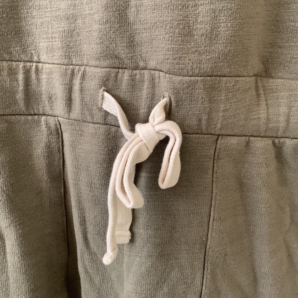 Monrow Short Overall • Size XS - Picture 4 of 13